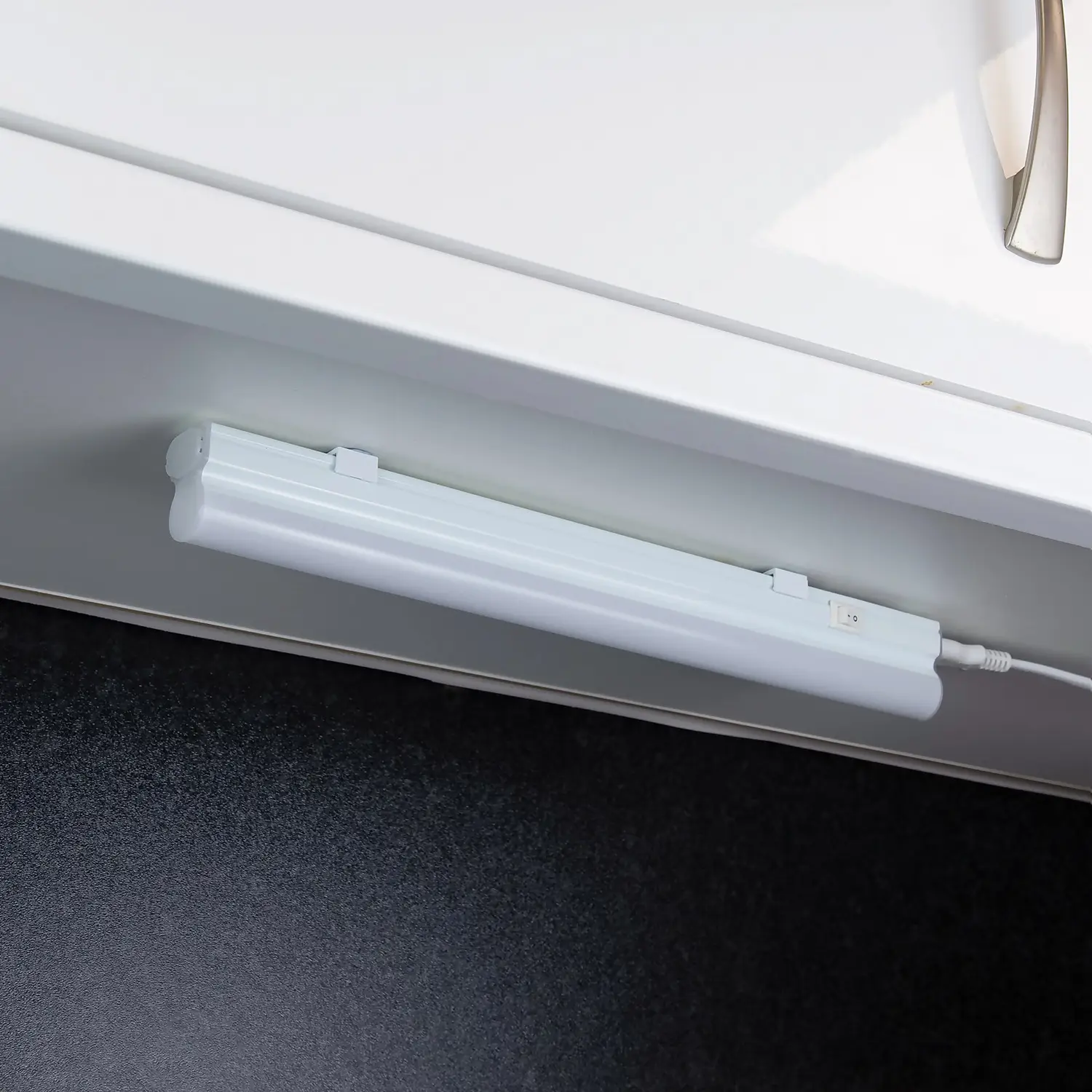 Arlec LED 4W Bar Light 5 Arlec LED 4W Bar Light - Image 3