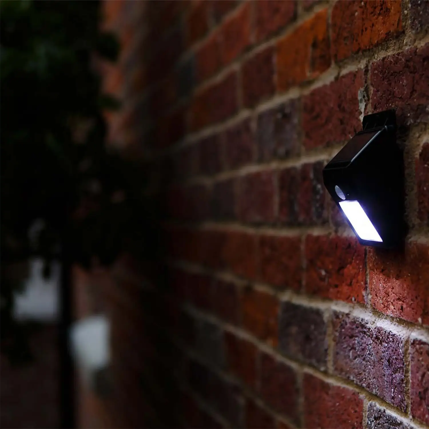 ECO Wedge XT Solar Motion Welcome Light 4 ECO Wedge XT Solar Motion Welcome Light - Image 2