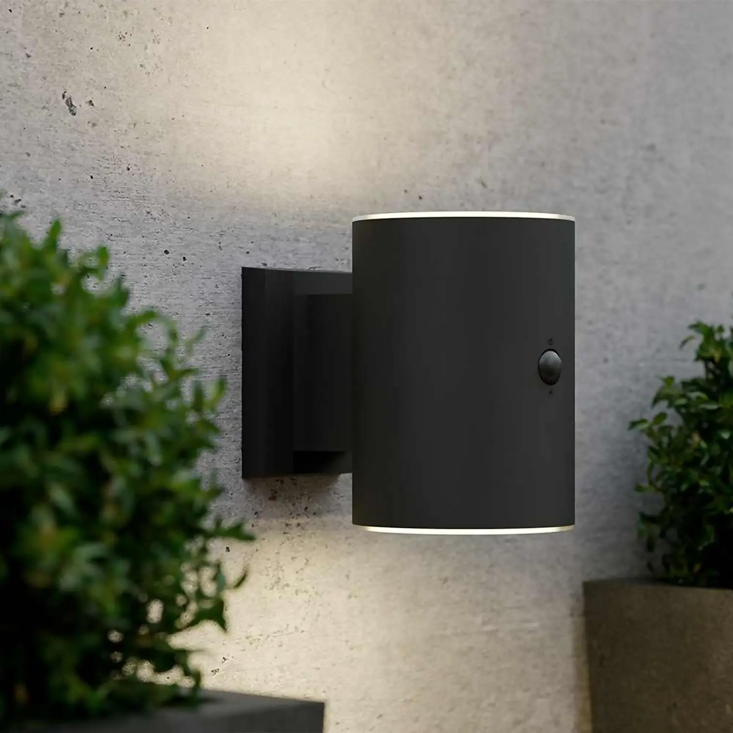Grantham Up & Down Solar Motion Light 3 Grantham Up & Down Solar Motion Light