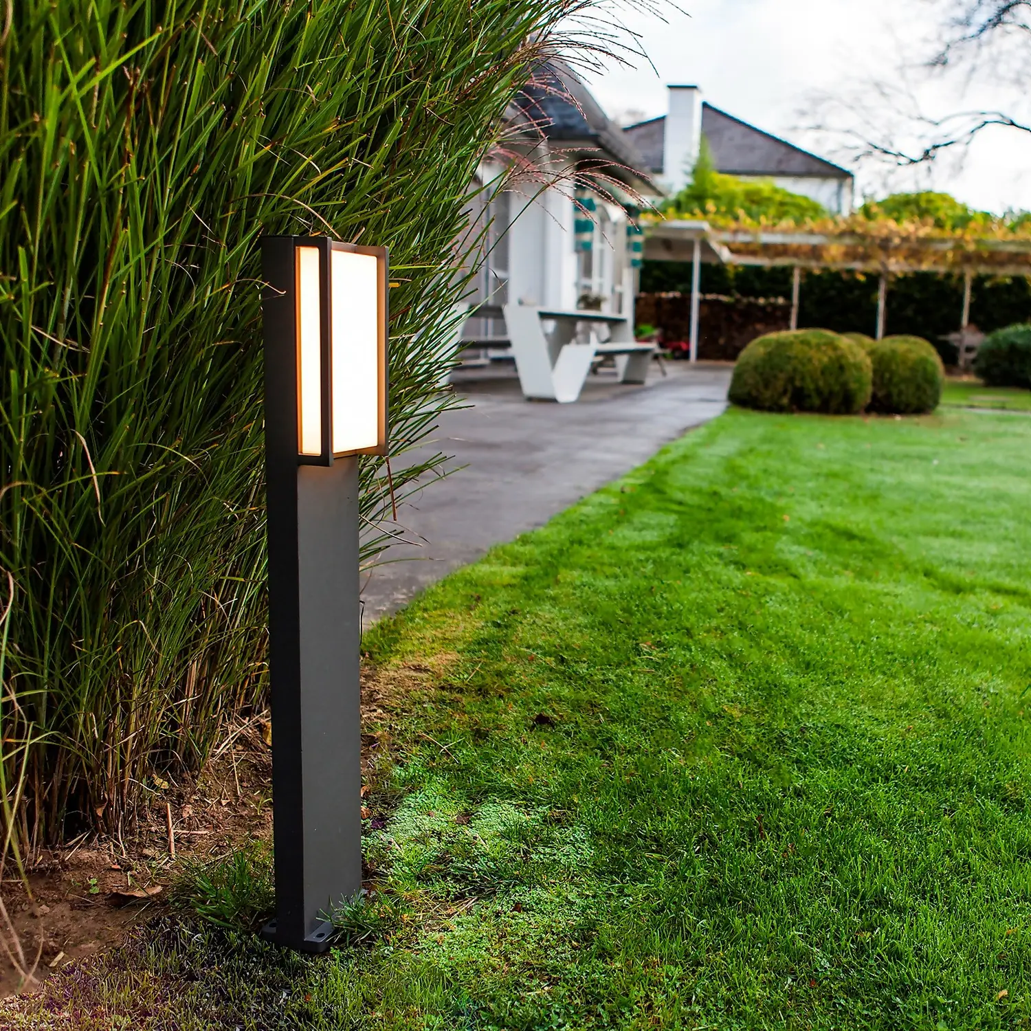 Lutec Qubo LED Outdoor Bollard Light - Anthracite 7 Lutec Qubo LED Outdoor Bollard Light - Anthracite - Image 5